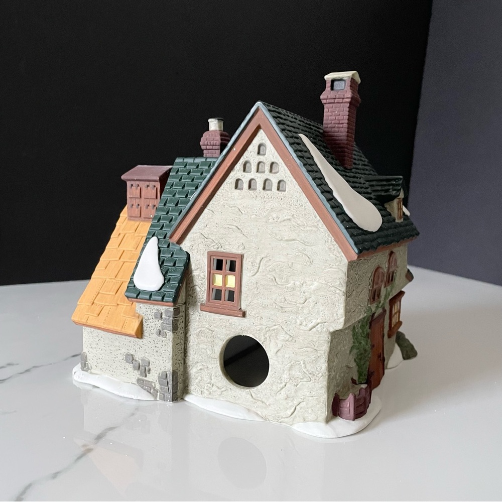 "Giggelswick Muton & Ham" Dickens Snow Village by Dept. 56 - Picture 4 of 13
